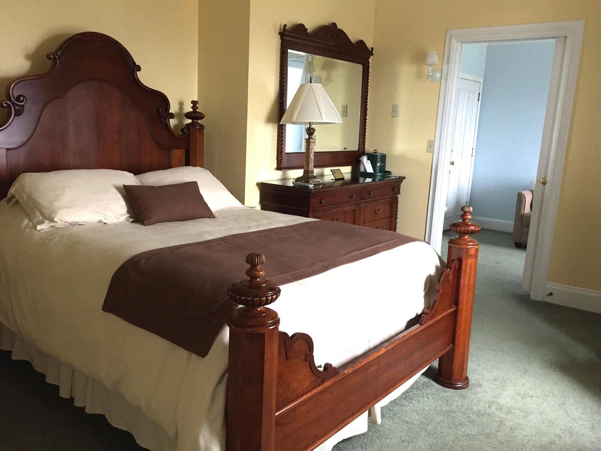 Spring House Hotel Ню Шоръм Екстериор снимка
